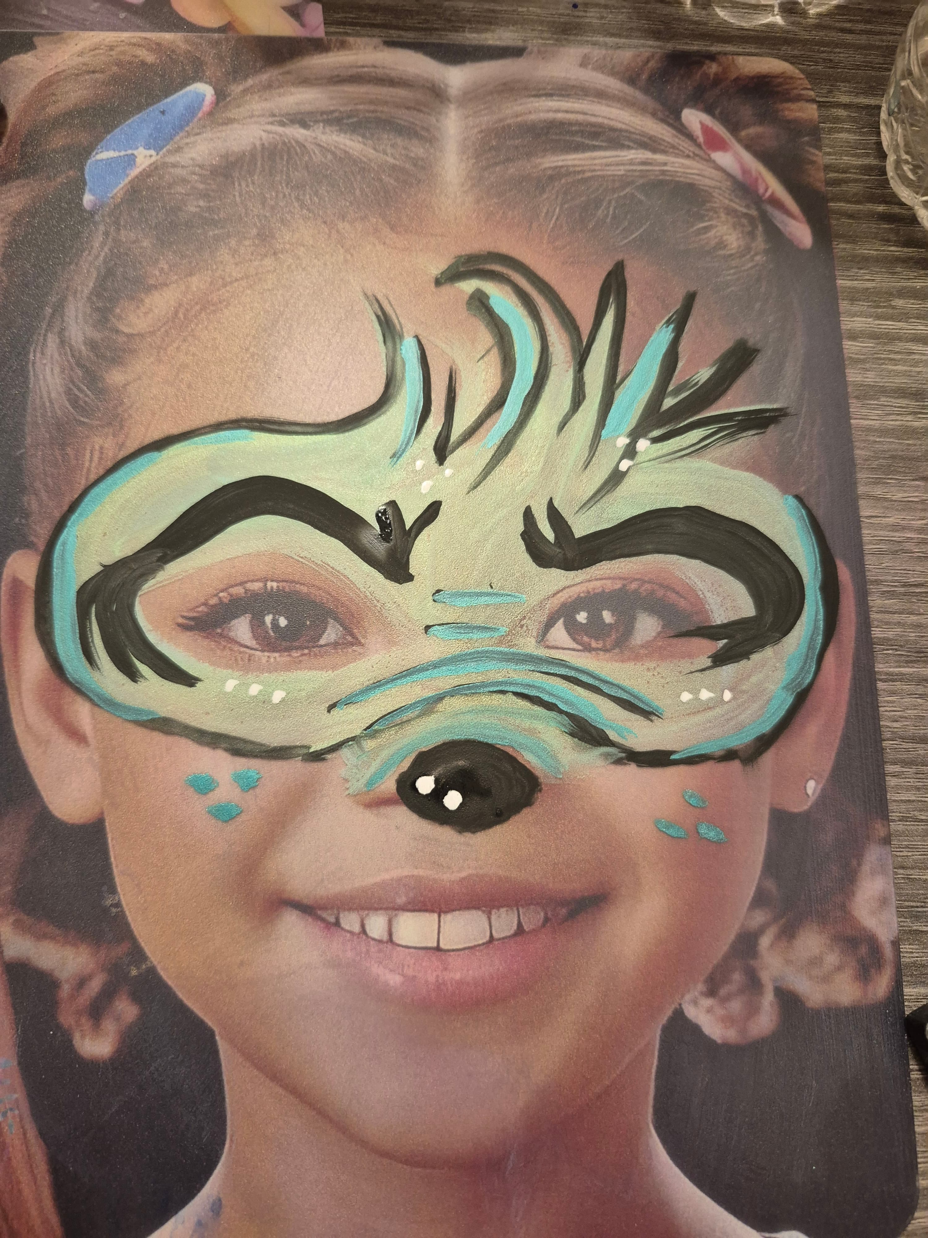 Face painting design board